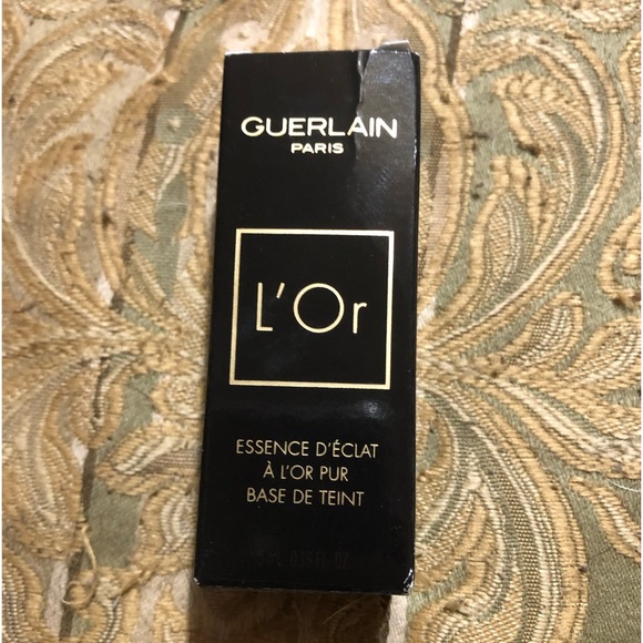 Guerlain L’Or base makeup - Picture 1 of 3